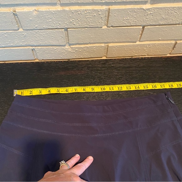 Athleta All Day Athletic Tennis Golf Athletic Skort size 12 Tall Navy Zip Pocket - Picture 11 of 12